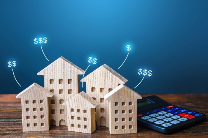 Are Private Lenders Better than Banks?