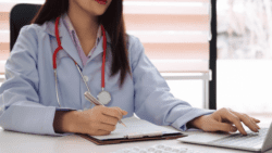 Private Loans for Medical Professionals in Ontario